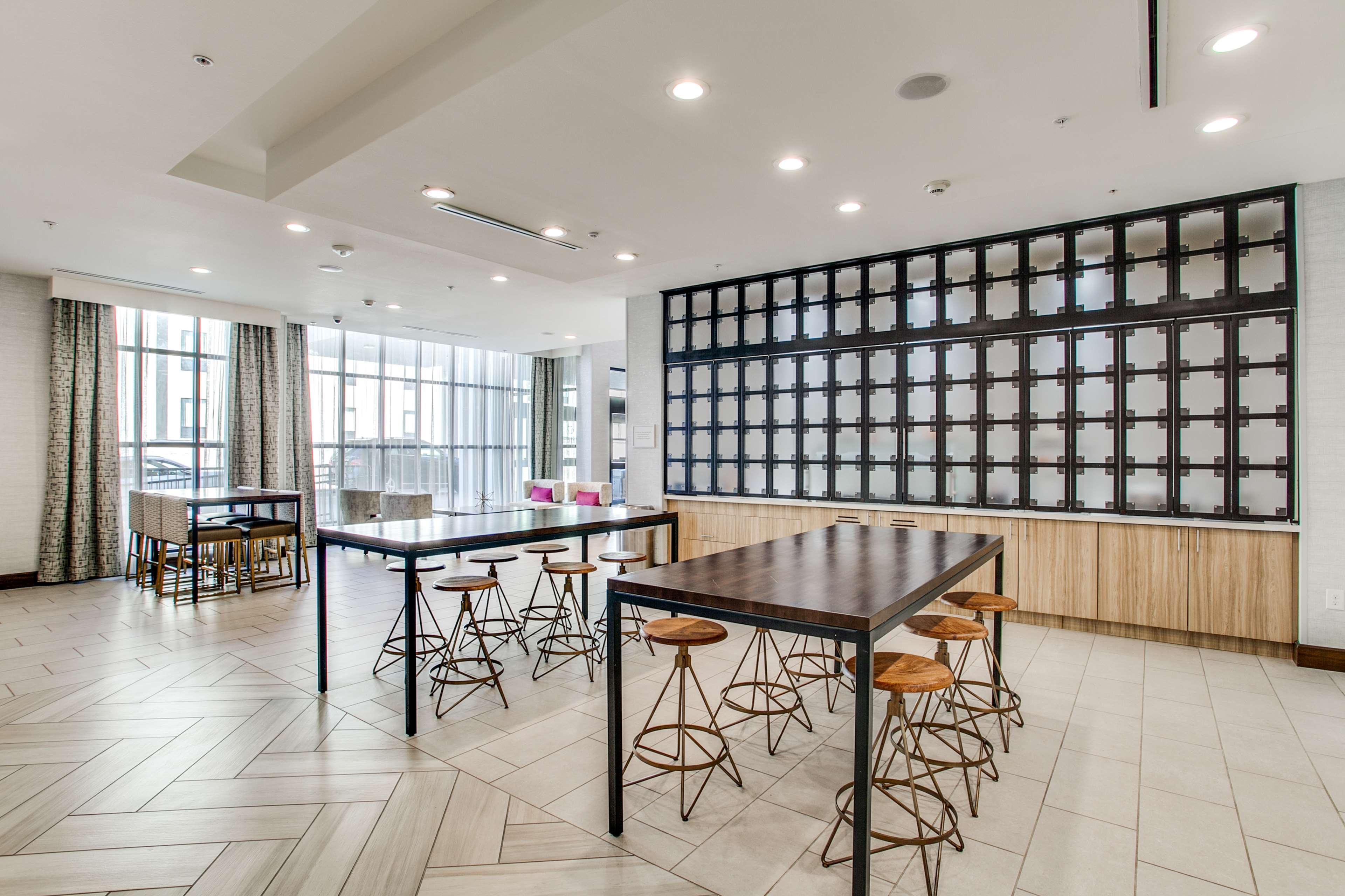 Hilton Garden Dallas-central Expy/north Park Area, Tx Dallas