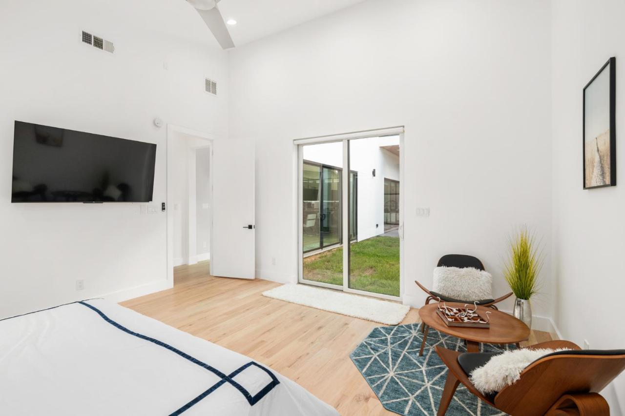 Luxury Modern House By Airport Casa de férias Dallas