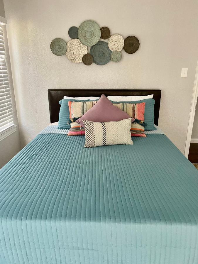 Central Dfw Close To Stadiums And Downtown Dallas!
