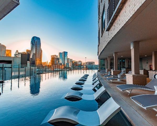 Luxury High-rise Downtown *