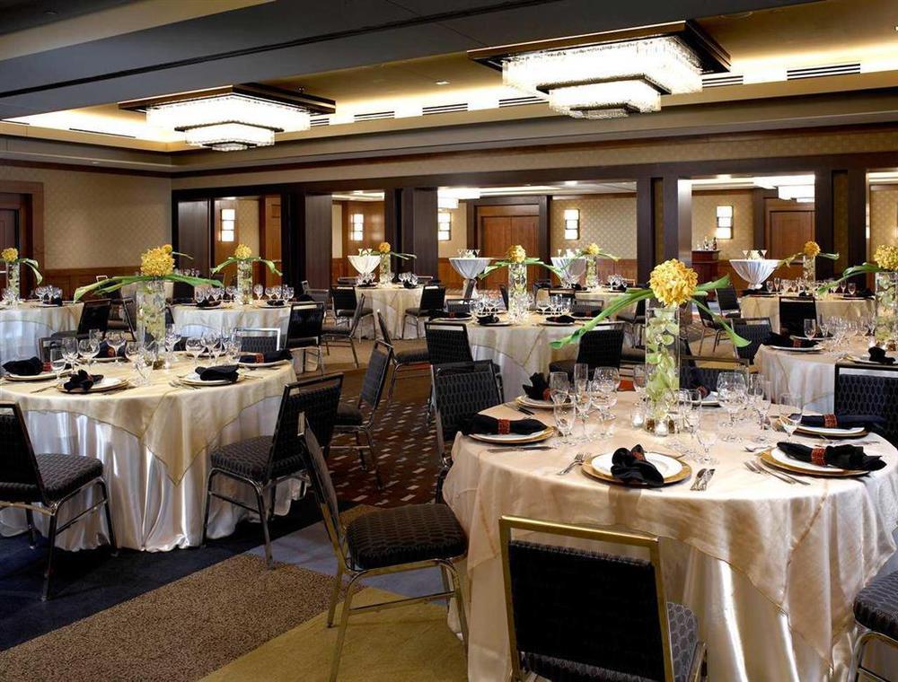 The Highland Dallas, Curio Collection By Hilton Dallas