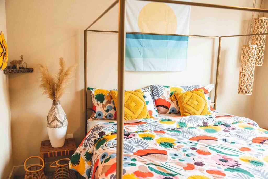 Apartment Cozi Uptown Bohemian Oasis W/ King Bed And Hammock