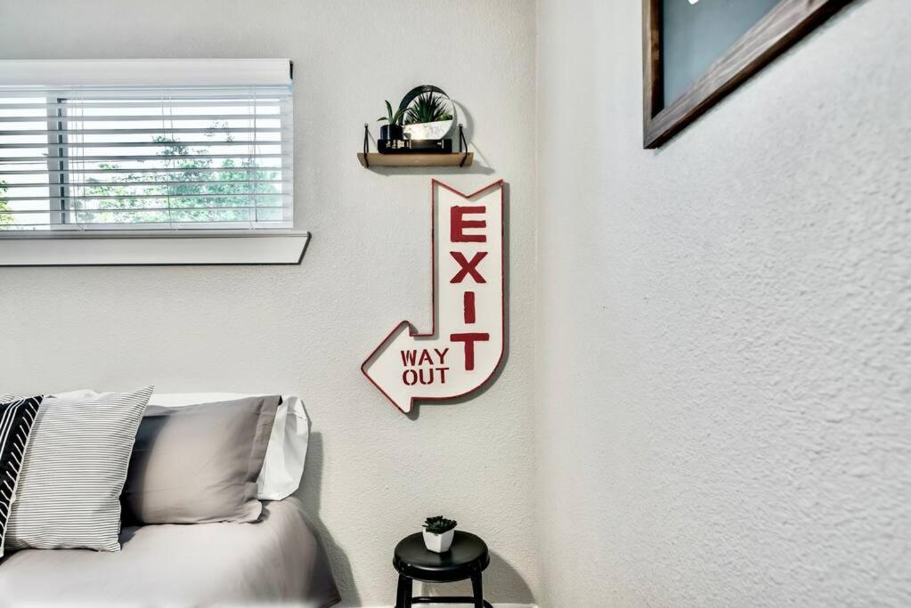 Apartment The Eastside Flat Arboretum Tickets Included Dallas
