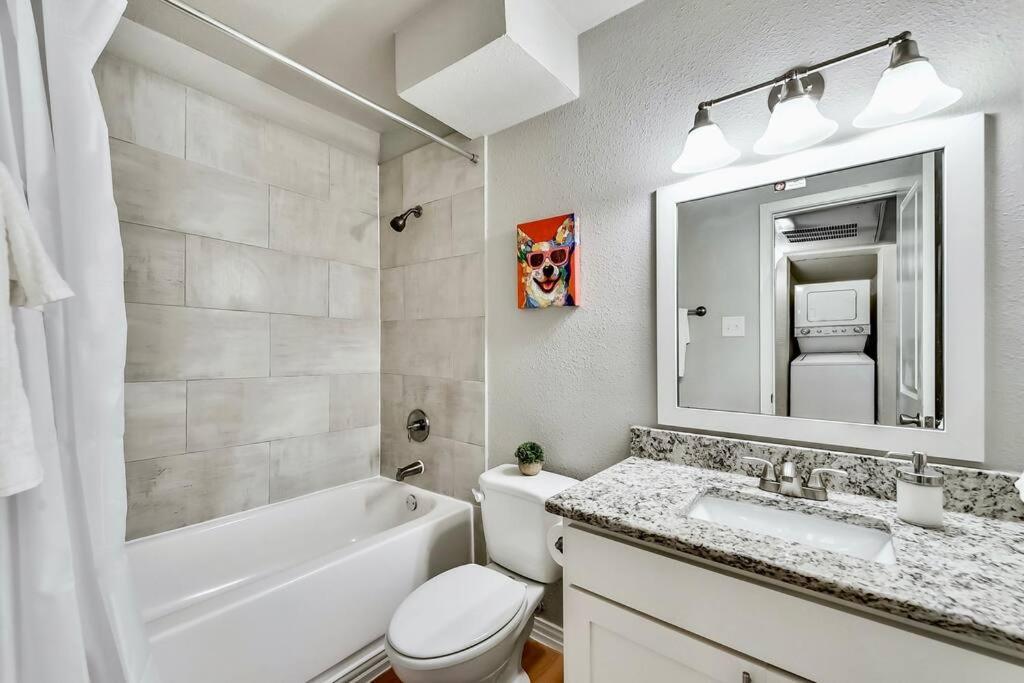 Boutique Flat + Arboretum Tickets Included Apartment