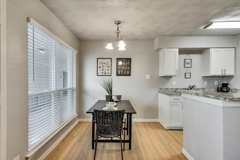 Apartment The Hidden Gem Near Downtown Dallas