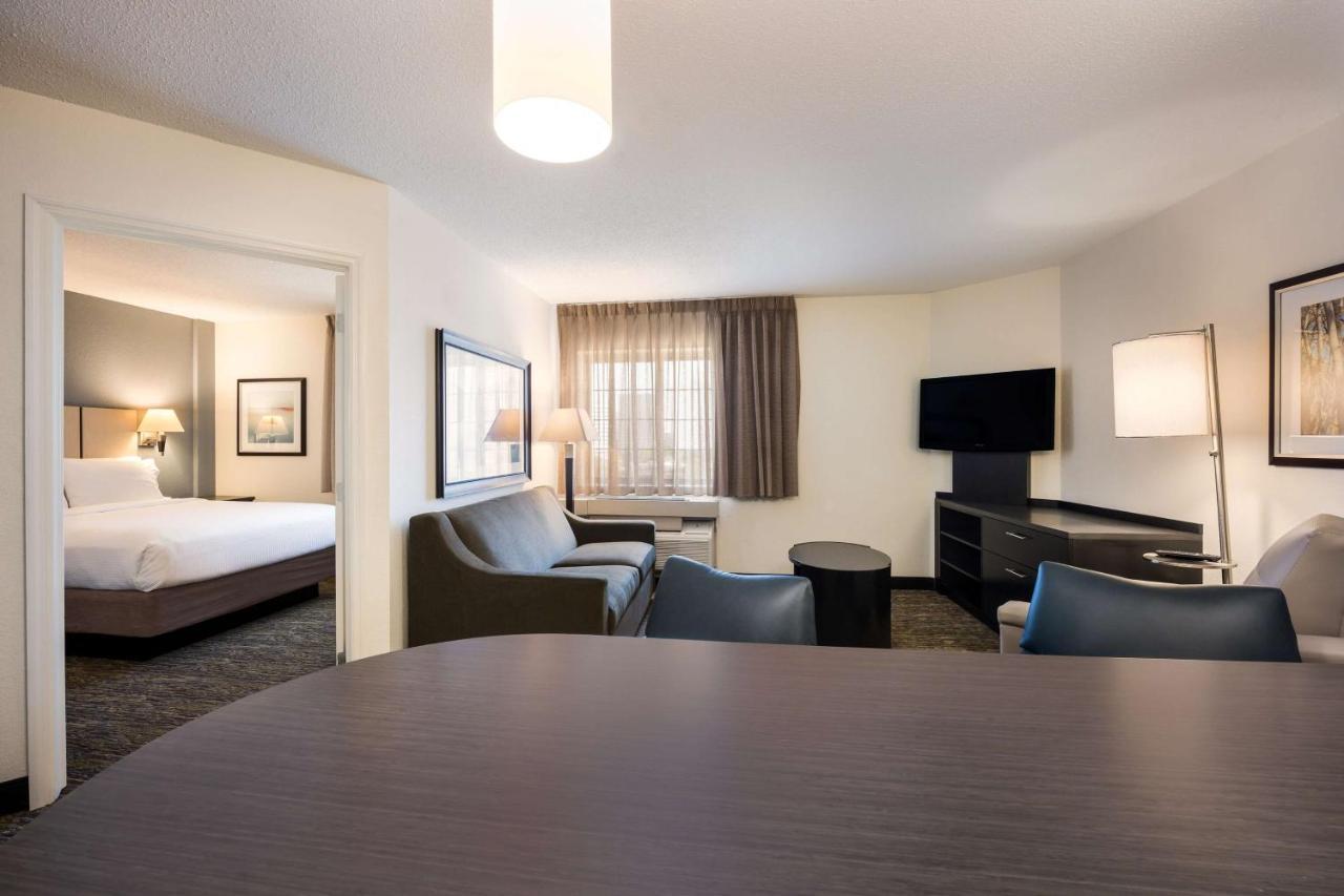 Hotel Sonesta Simply Galleria Dallas