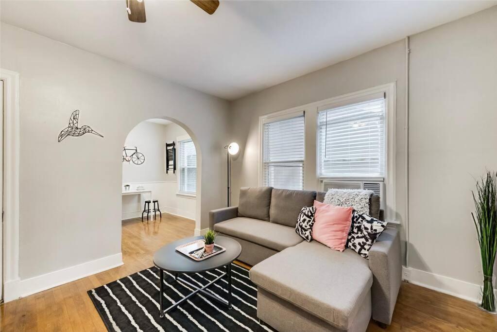 Lower-greenville Landing Close To Everything *