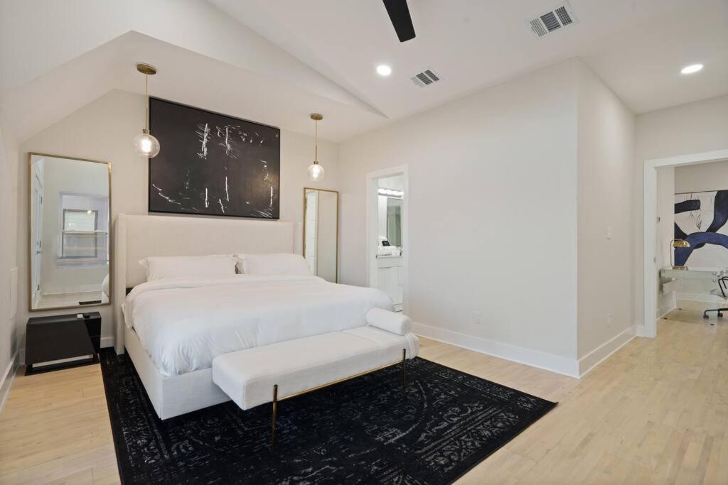Villa New Luxury 3 Story Townhome In Trinity Groves Dallas