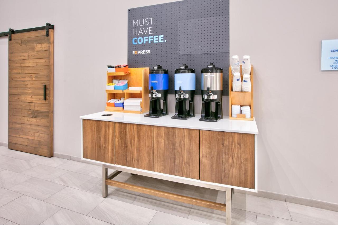 Express & North At Preston By Ihg Dallas