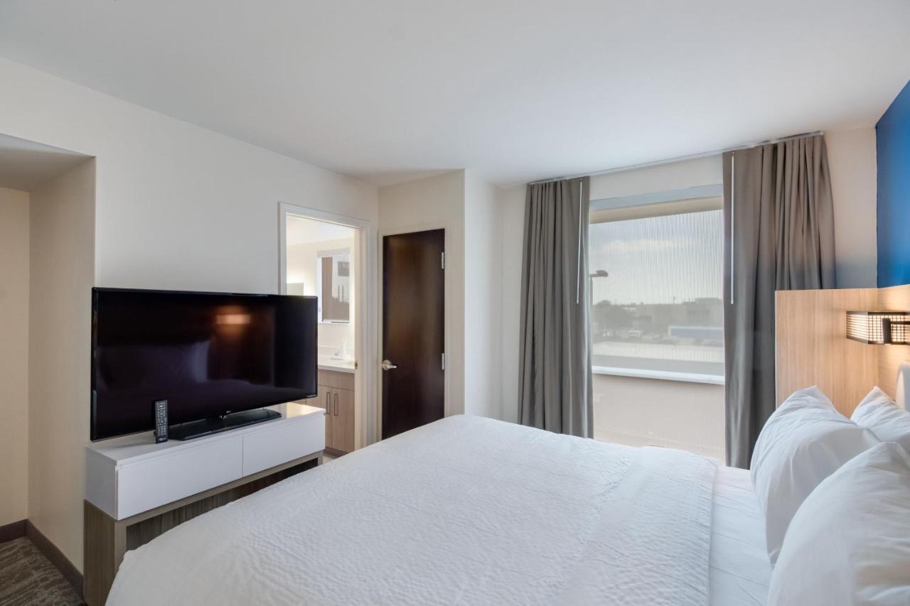 Hotel Springhill By Marriott Nw Highway At Stemmons / I-35east