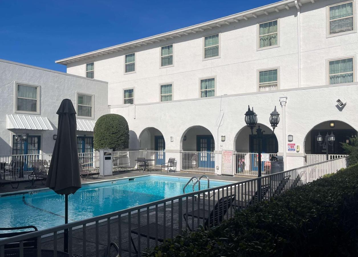 Hotel Tx Downtown 2*