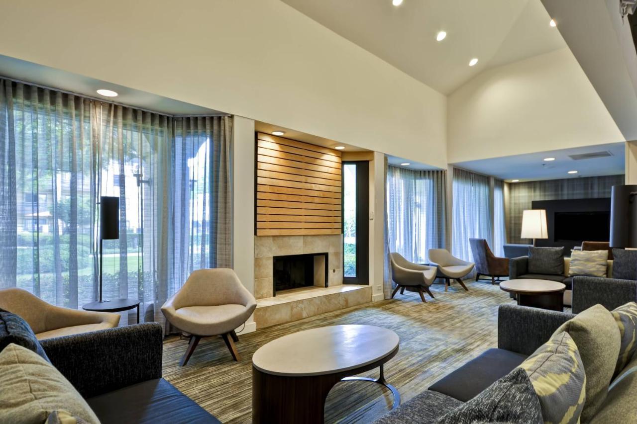 Courtyard Medical Market Center 3*
