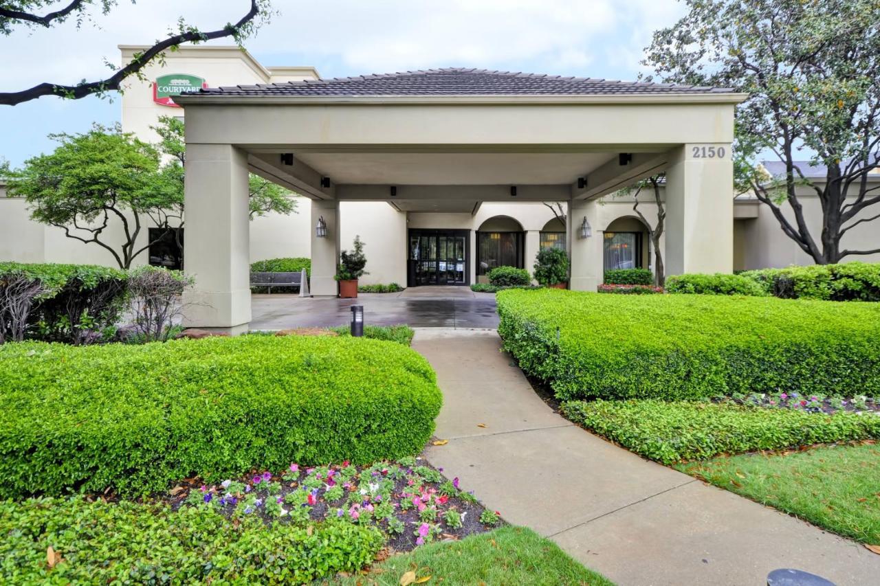 Courtyard Medical Market Center Dallas