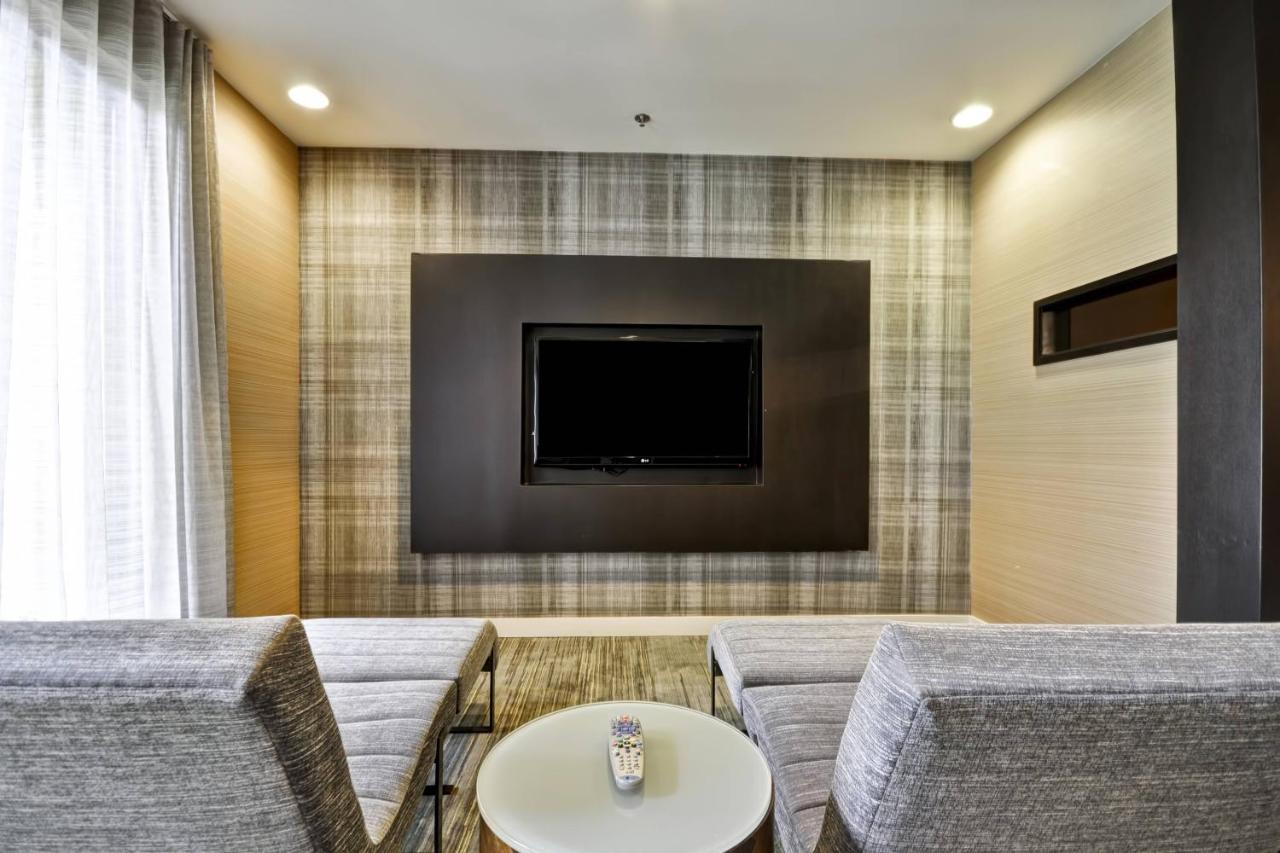 Hotel Courtyard Medical Market Center 3*