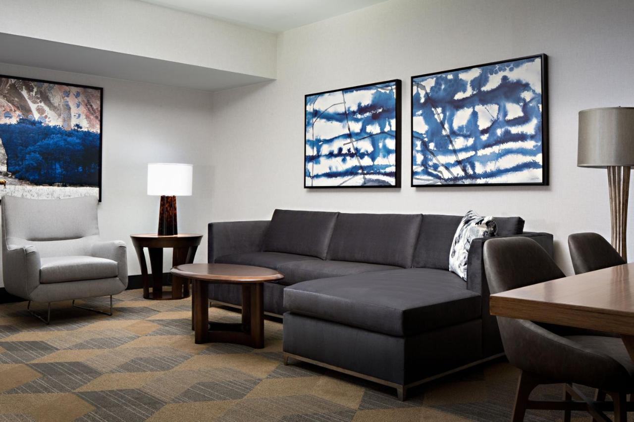 Sheraton 4* Dallas