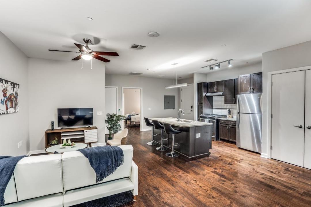 Apartment Stunning 2br Cozysuites With Lounge, Gym