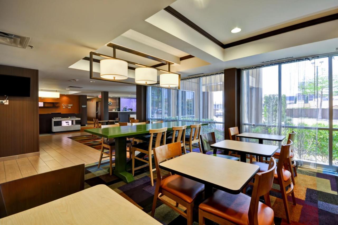Hotel Fairfield & Medical/market Center Dallas
