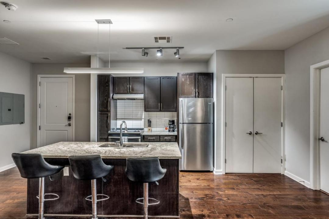 Stunning 2br Cozysuites With Lounge, Gym *