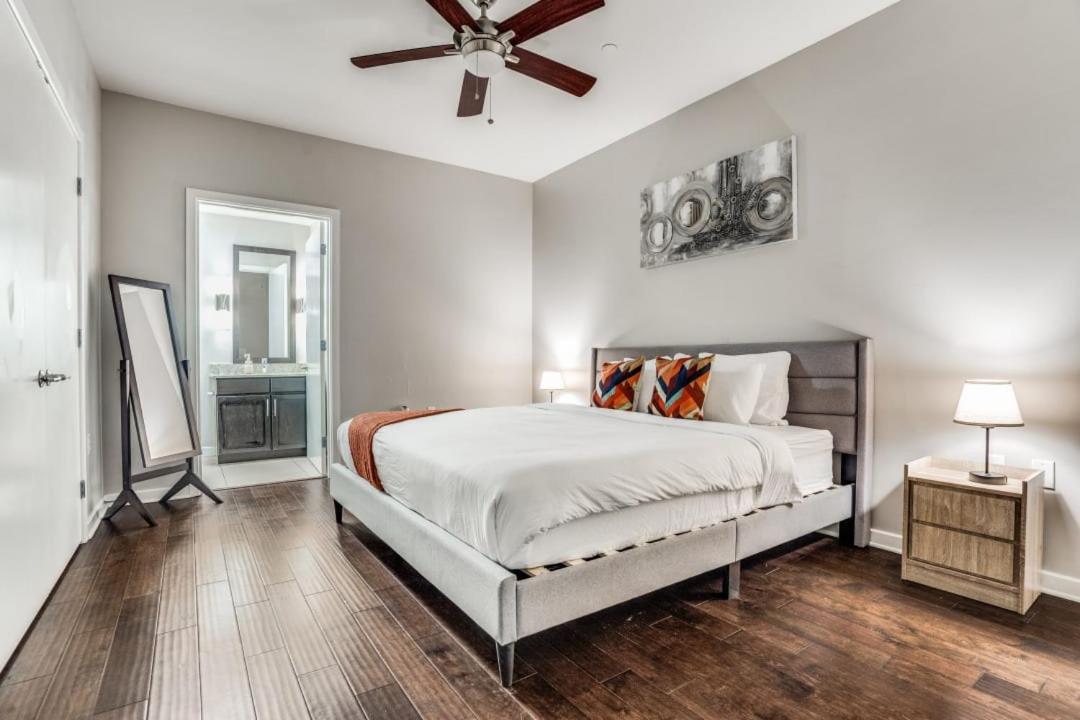 Stunning 2br Cozysuites With Lounge, Gym Dallas