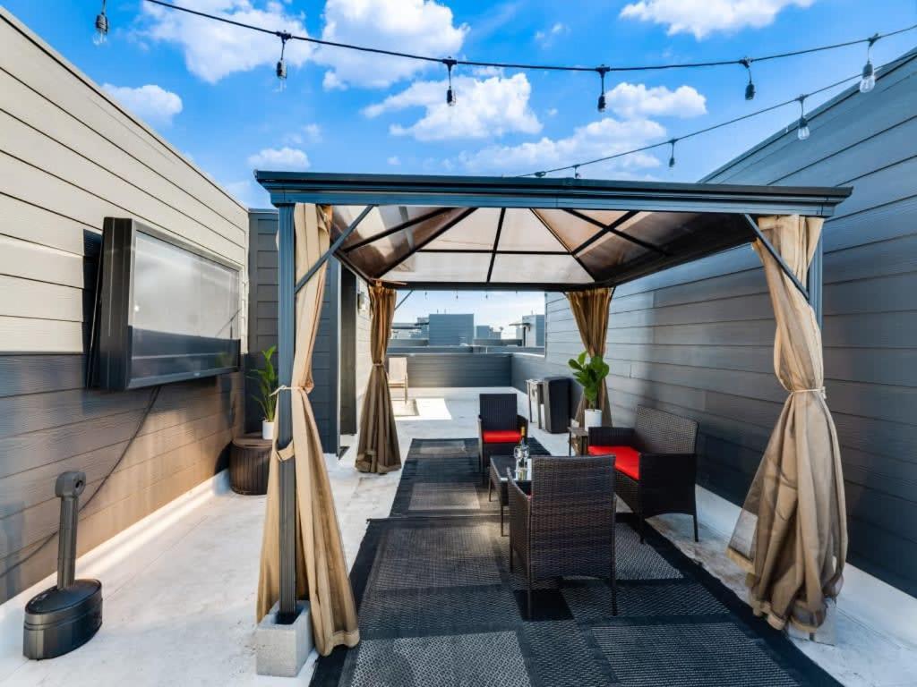 Apartment Cozysuites Uptown 3br King Beds Skyline View *