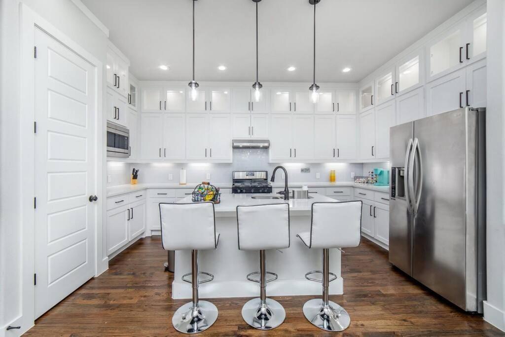 Glam Paradise 5brs Downtown Holiday home *