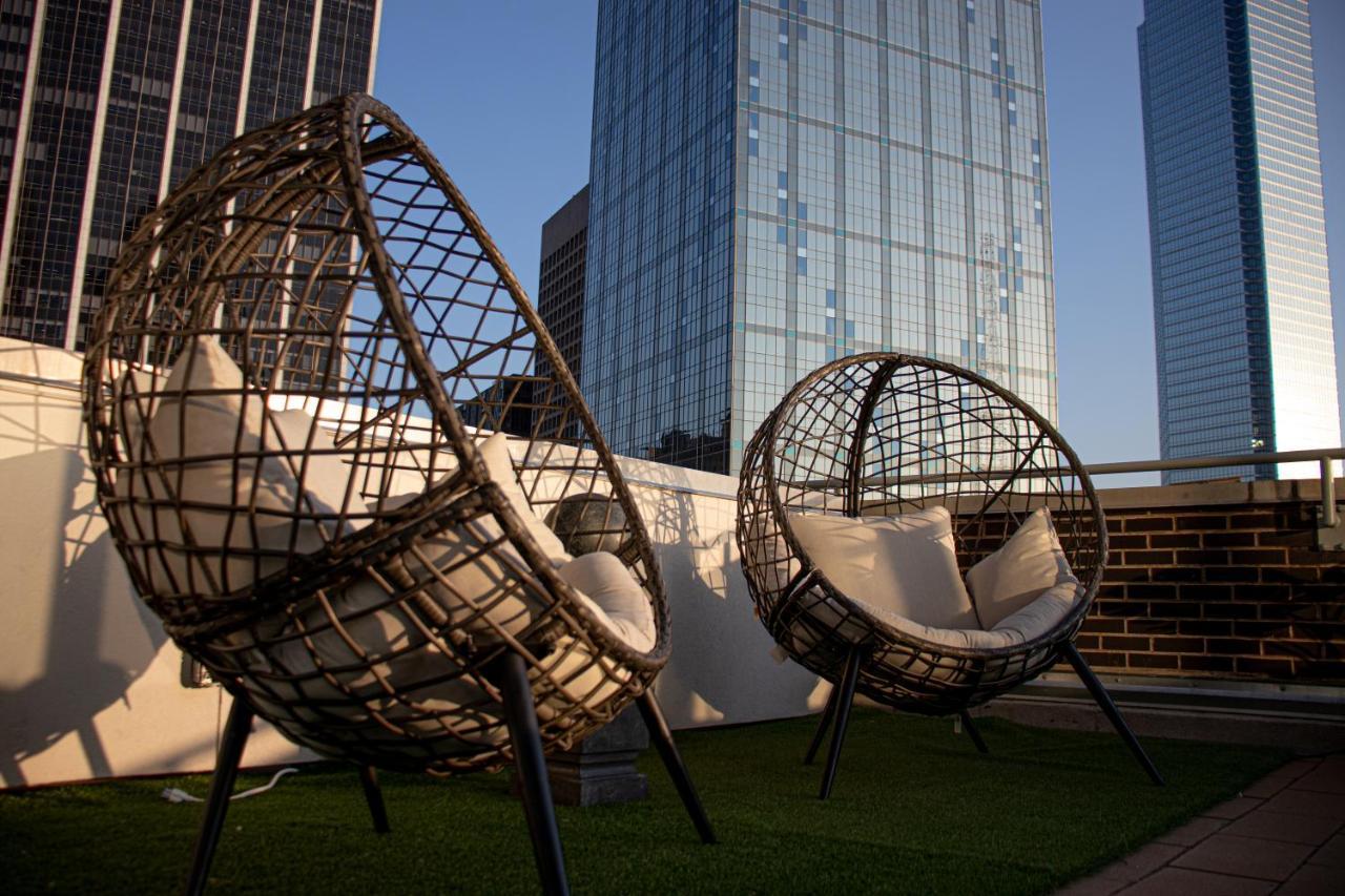 Downtown Luxe Skyline Haven. * Dallas