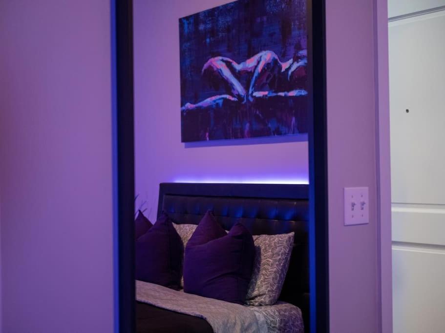 Downtown Luxe Skyline Haven.