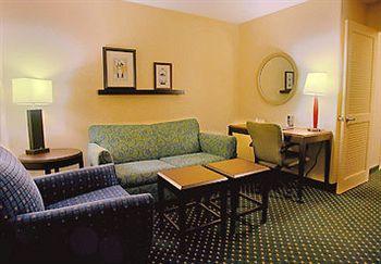 Hotel Springhill By Marriott Nw Highway At Stemmons / I-35east