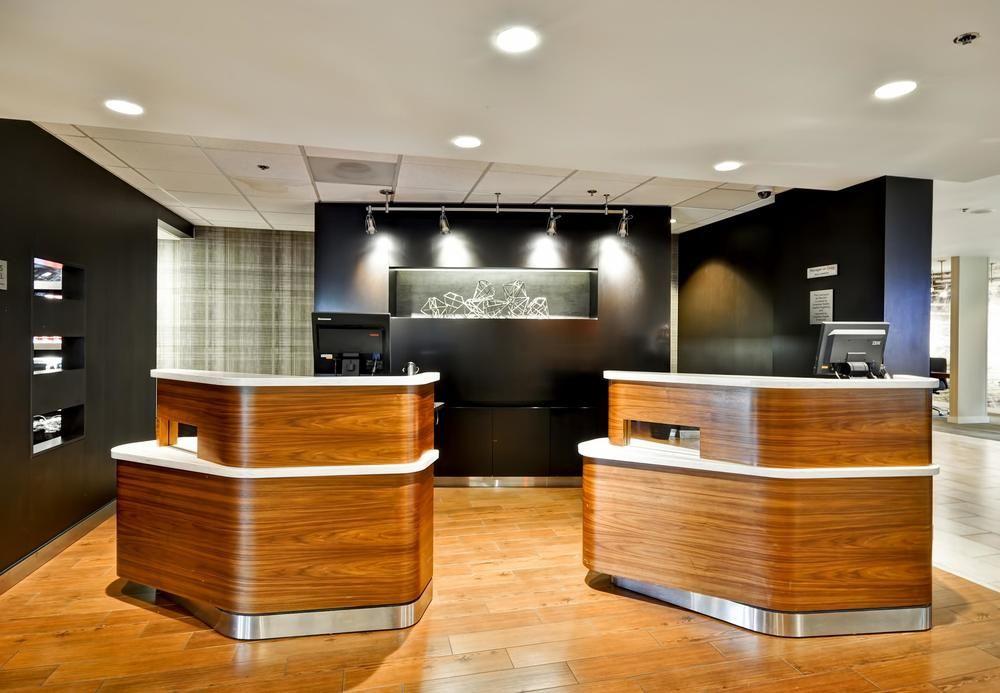 Courtyard Medical Market Center 3*