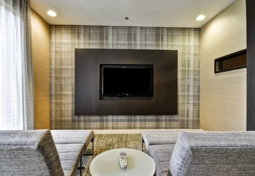 Courtyard Medical Market Center Hotel 3*