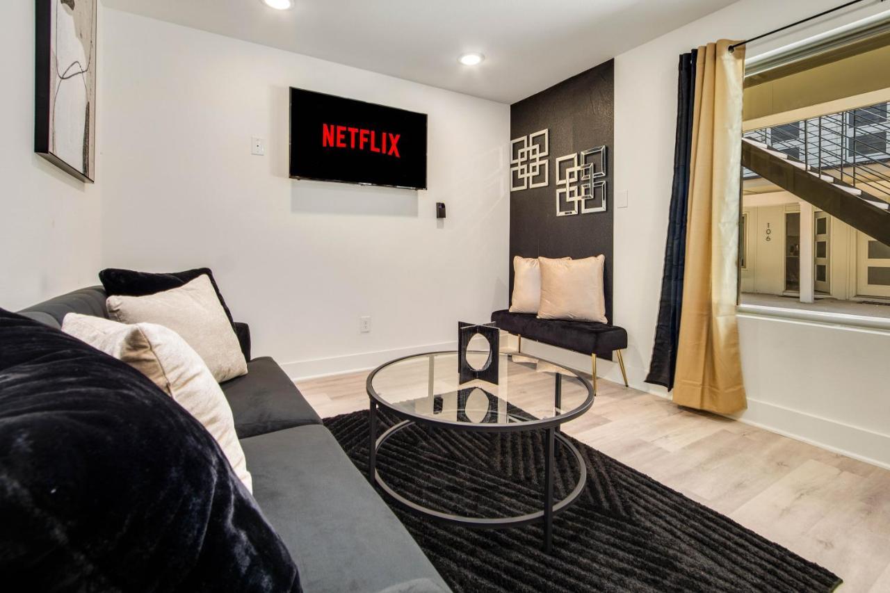 Queen Near Downtown Free Parking Apartment Dallas