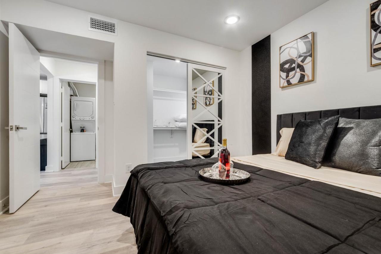 Queen Near Downtown Free Parking Apartment *
