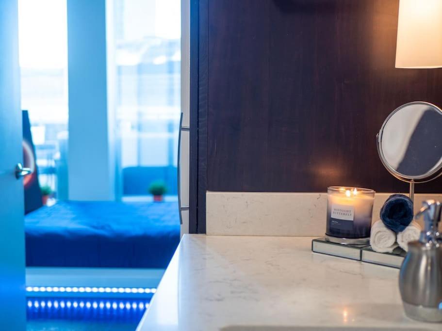 Downtown Luxe Skyline Haven. Apartment *