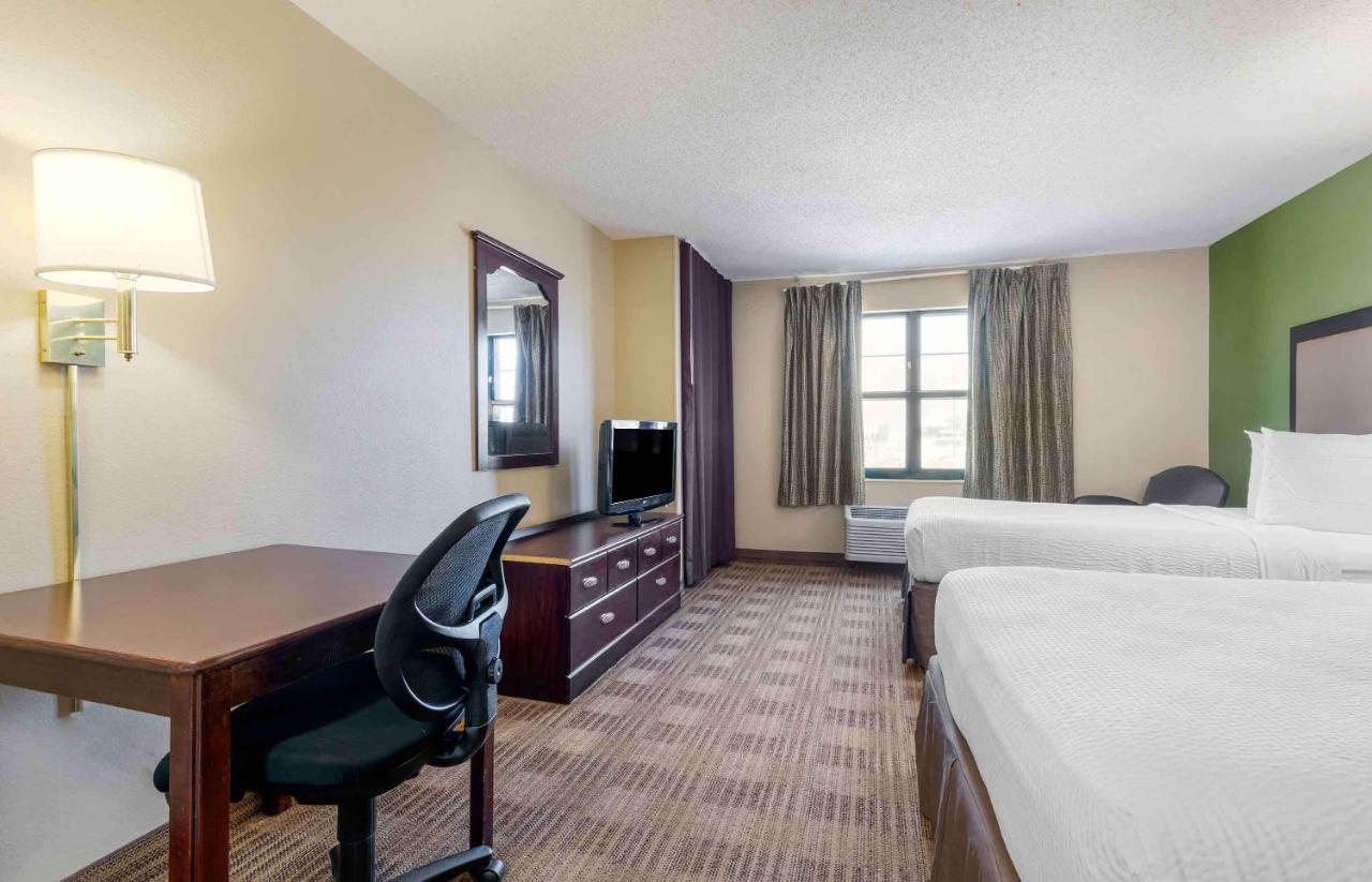 Extended America - - Greenville Avenue 2* Dallas