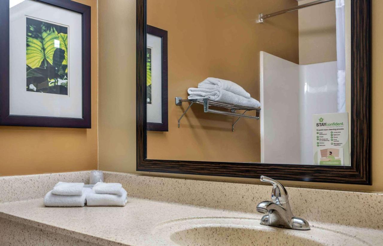 Extended America - - Greenville Avenue 2* Dallas