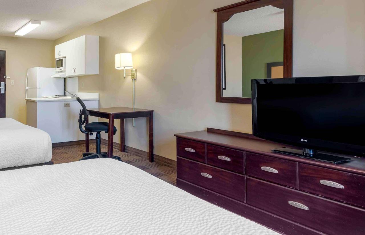 Extended America - - Greenville Avenue 2* Dallas