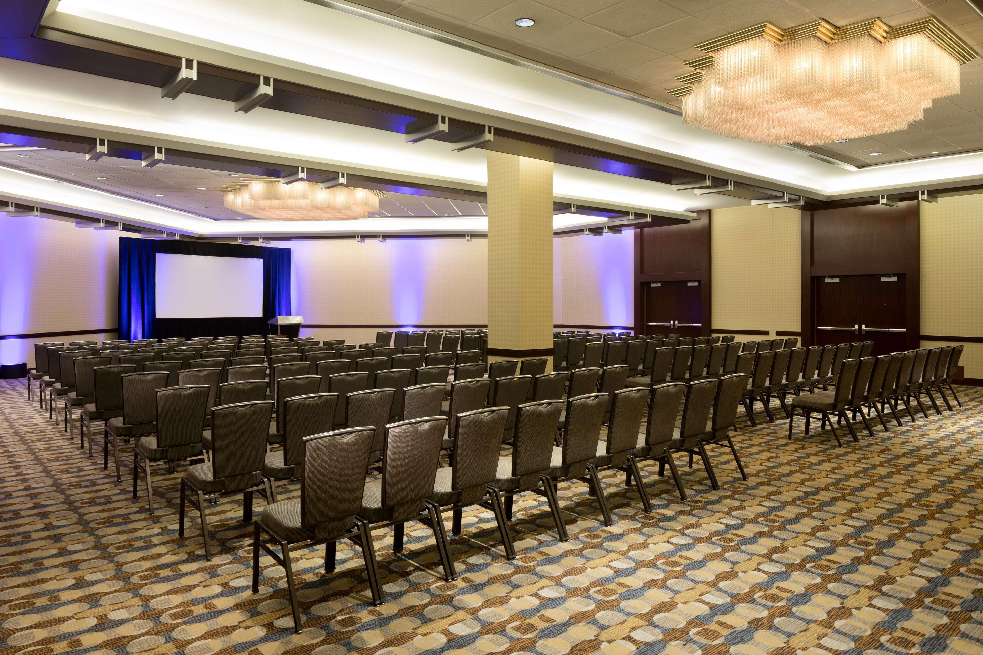 Hyatt Regency 4*