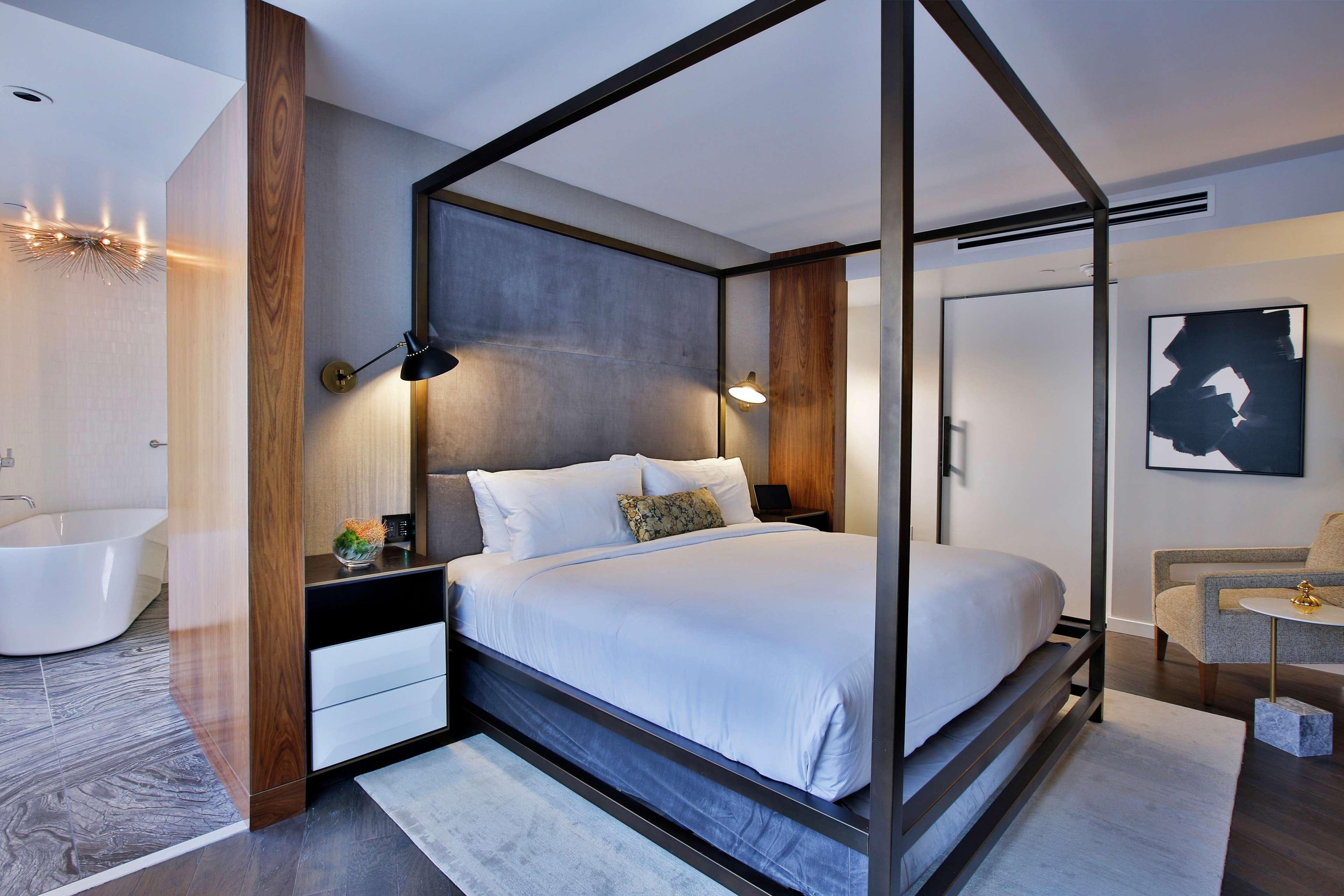 Hotel The Statler Dallas, Curio Collection By Hilton 4*