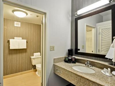 Hotel Courtyard Medical Market Center 3*