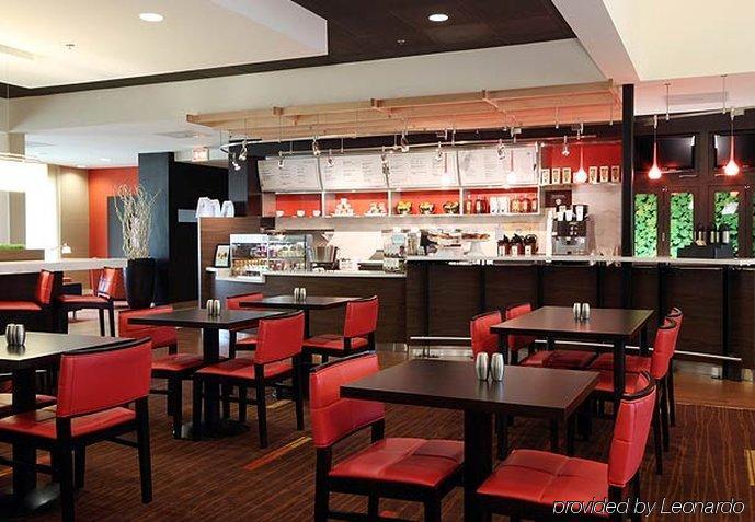 Courtyard Medical Market Center 3*