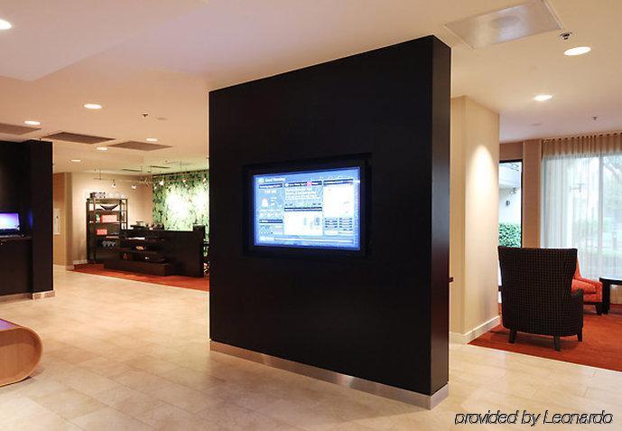 Hotel Courtyard Medical Market Center 3*