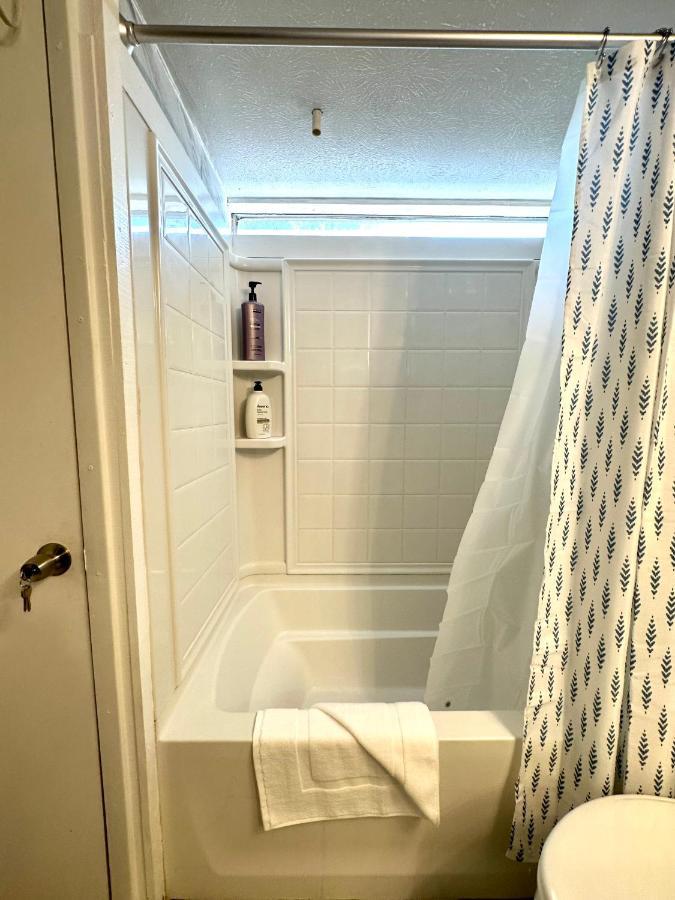 Hifi Sound & Comfort - Uptown / 2-story Loft *
