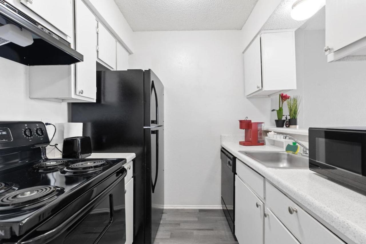 Cute Perfect For Long Term Apartment