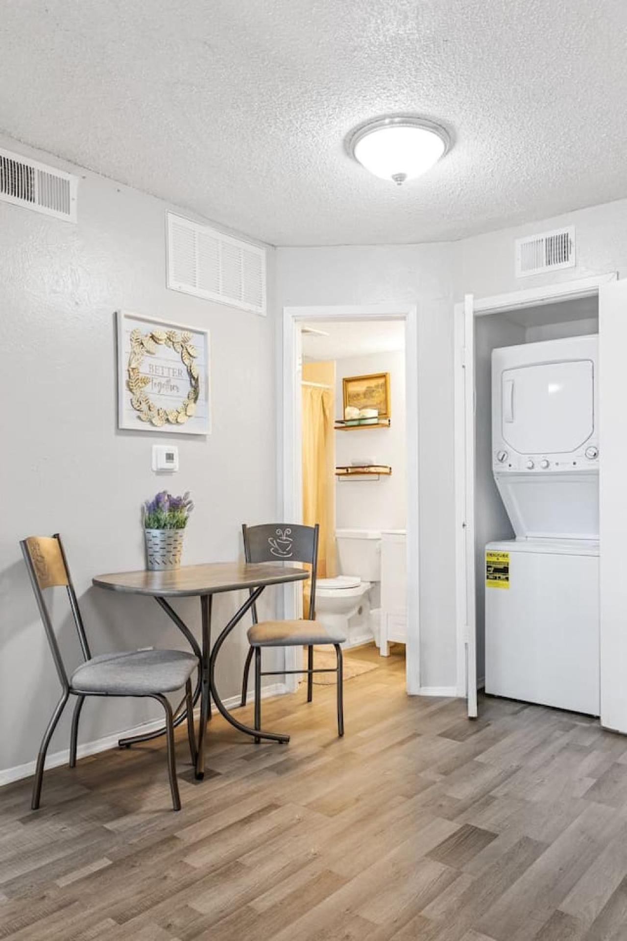Cute Perfect For Long Term * Dallas