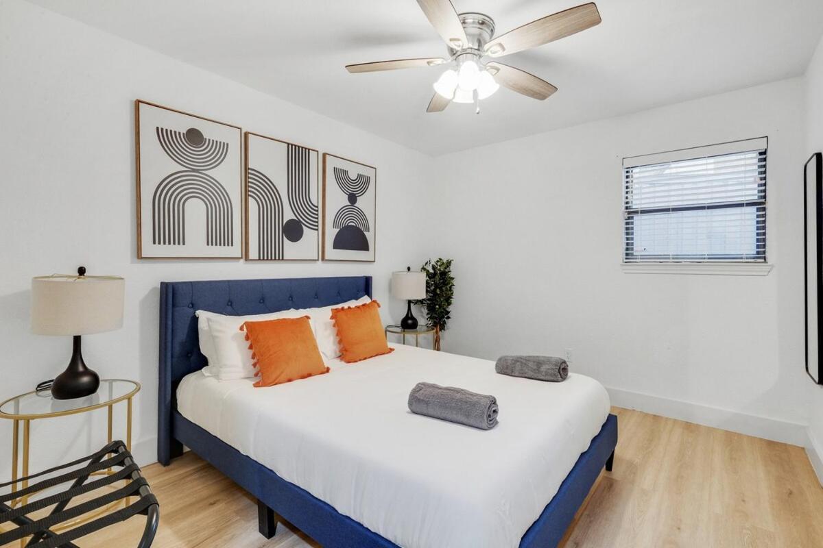 Superior 4br 2ba With Hot Tub & Grill * Dallas