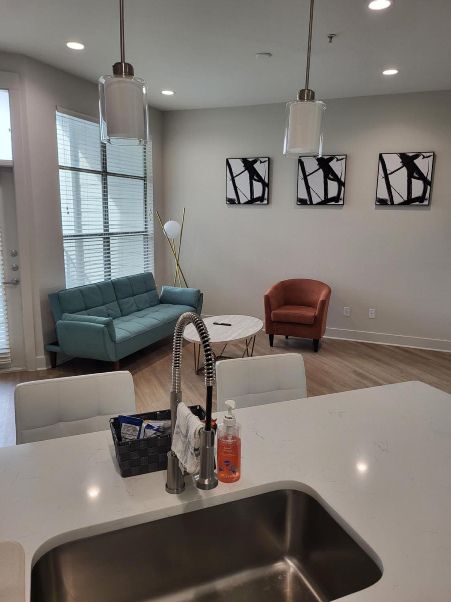 Apartment Cozy 1bedrm/1bed/air Mattress