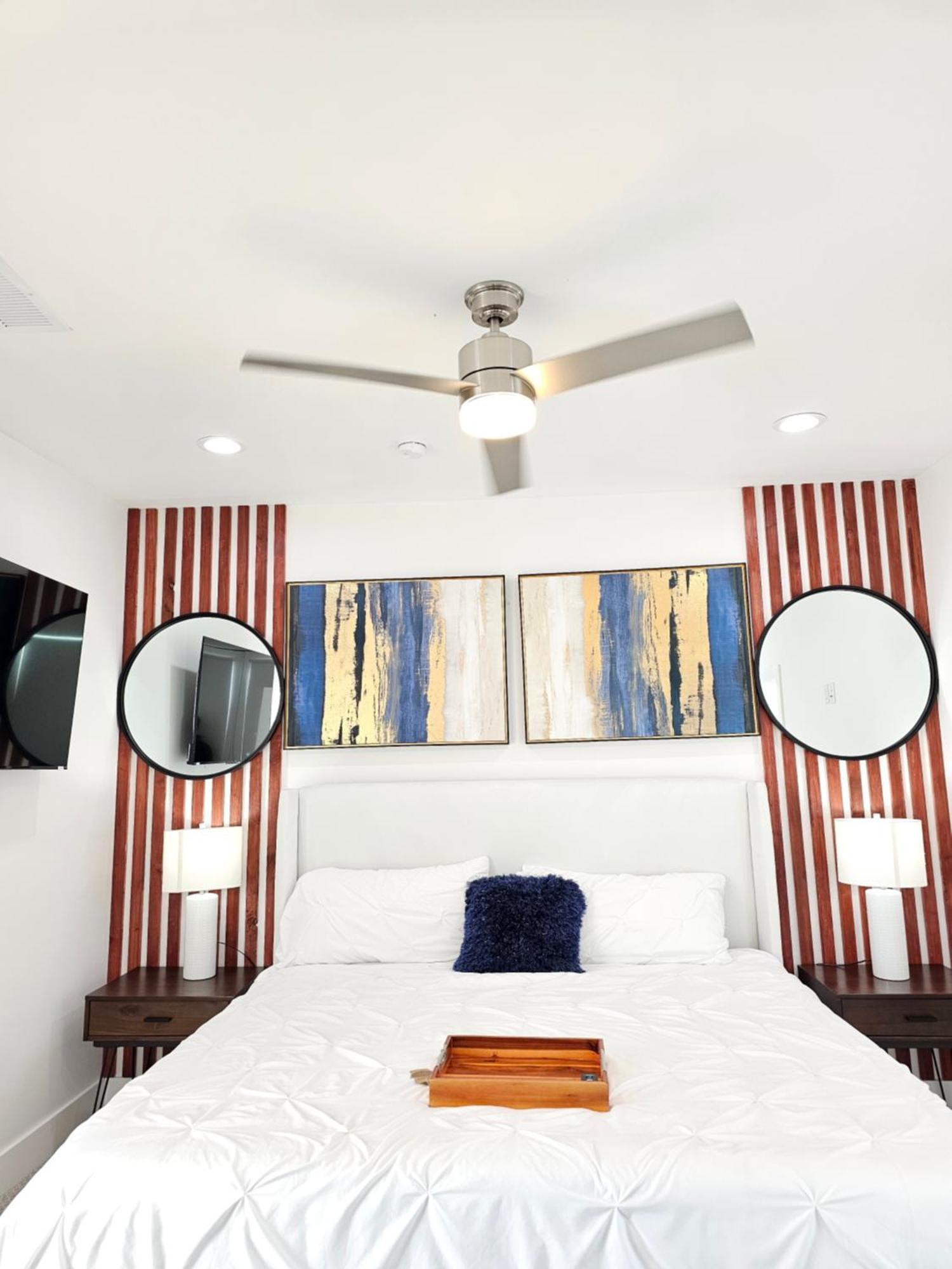 Luxury Modern House By Airport Casa de férias Dallas