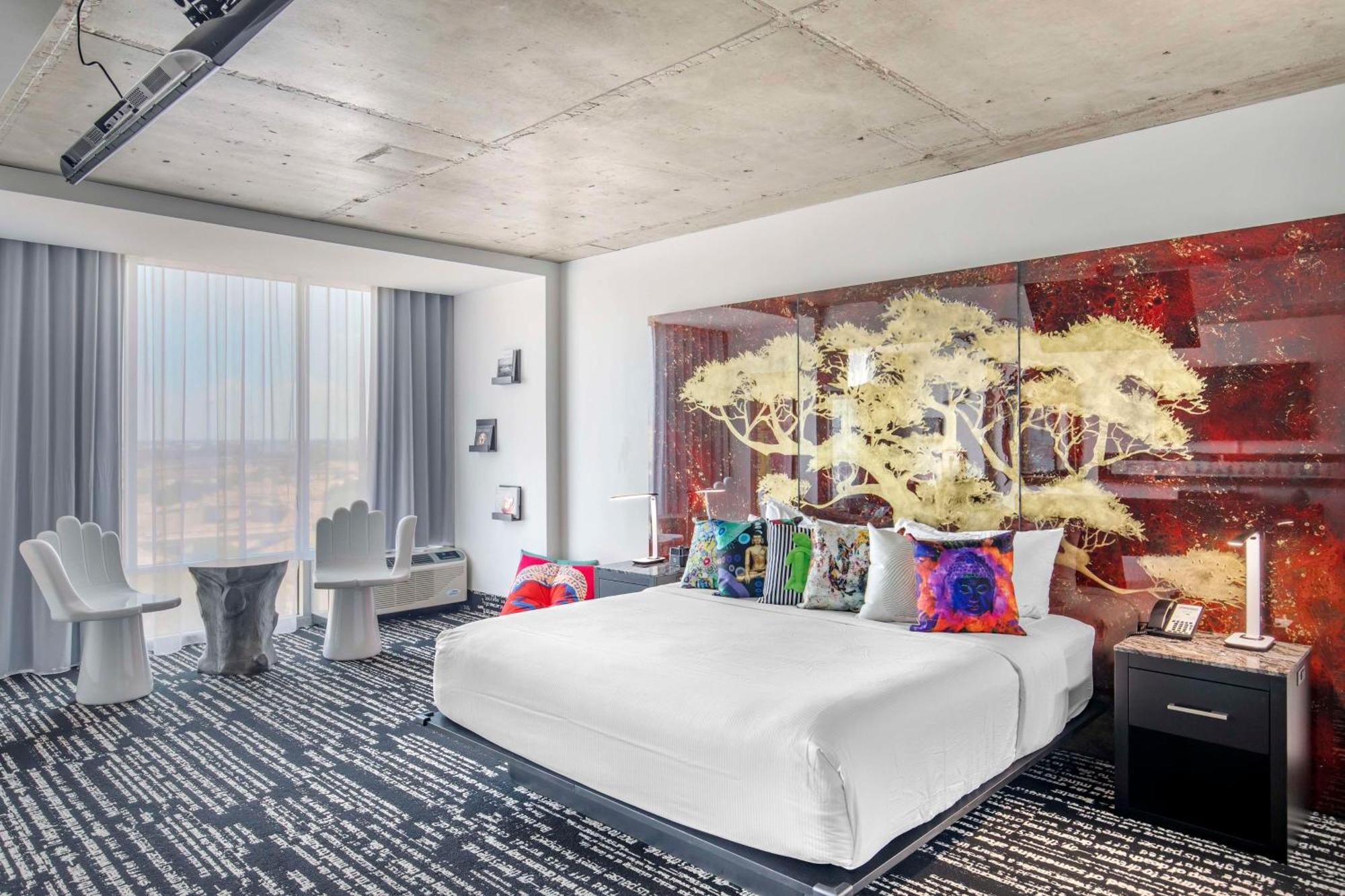 Lorenzo Dallas, Tapestry Collection By Hilton Hotel 4*