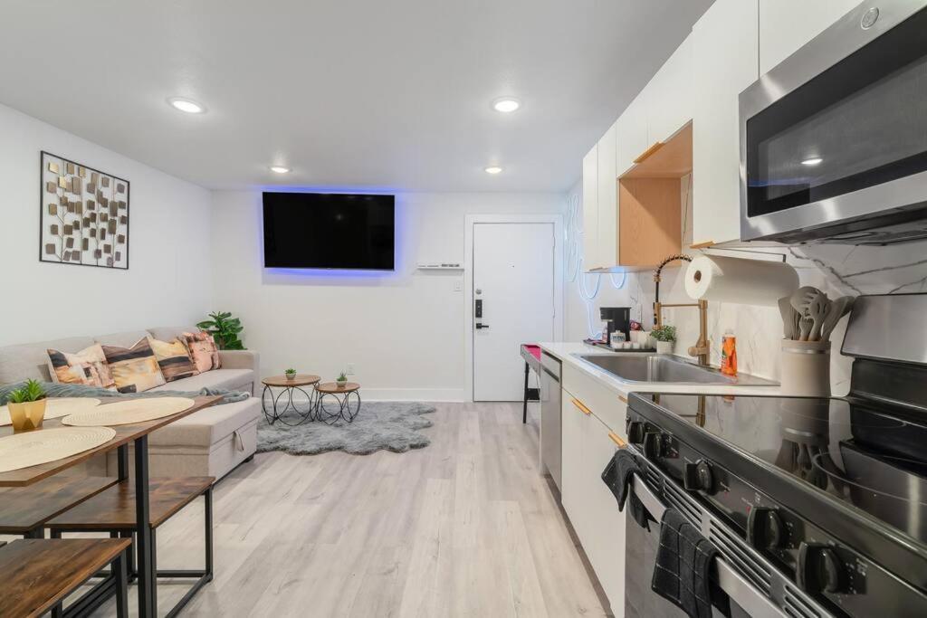 Apartment Downtown Modern Cozy Dallas