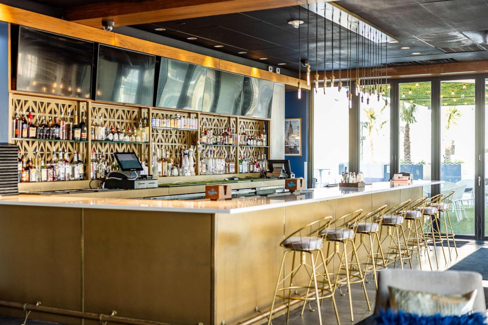 The Statler Dallas, Curio Collection By Hilton Dallas